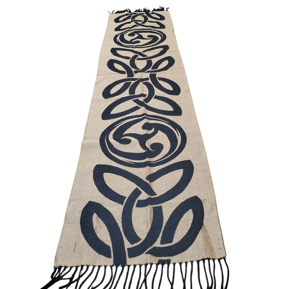 Peter James 100% Wool Reversible Black and Brown Scarf with Fringe. 14.5" x 66" - Picture 4 of 7